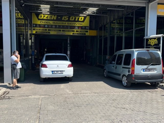Özen İş logosu