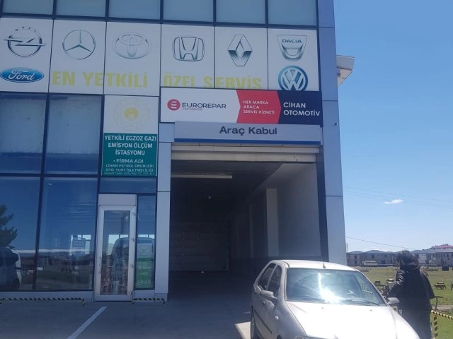 CIHAN OTOMOTİV ve PETROL ÜRÜN. logosu