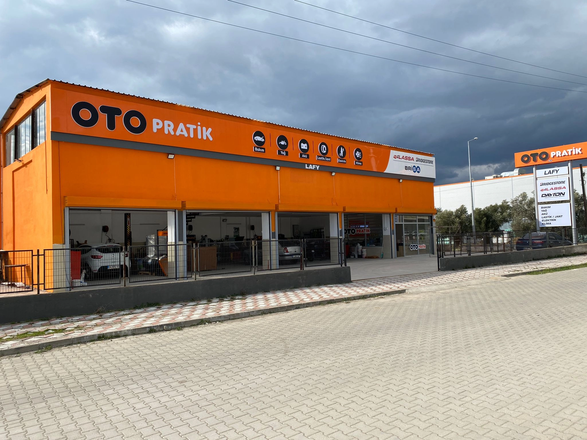 Otopratik Lafy (Edremit) logosu