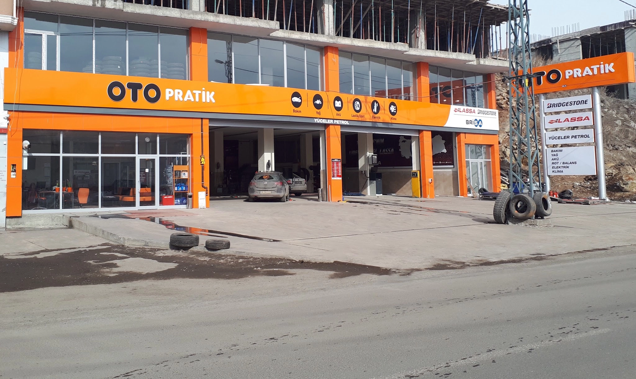 Otopratik Yüceler logosu