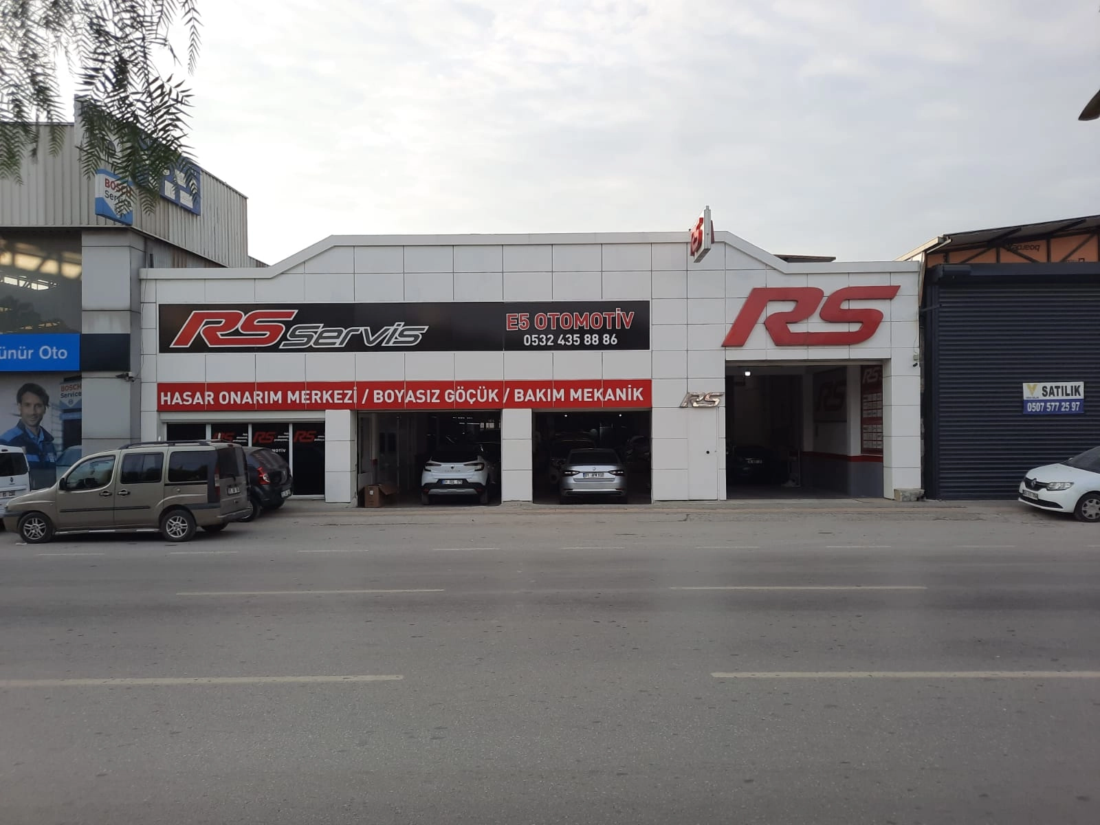 E5 OTOMOTİV SANAYİ VE TİCARET LİMİTED ŞİRKETİ logosu