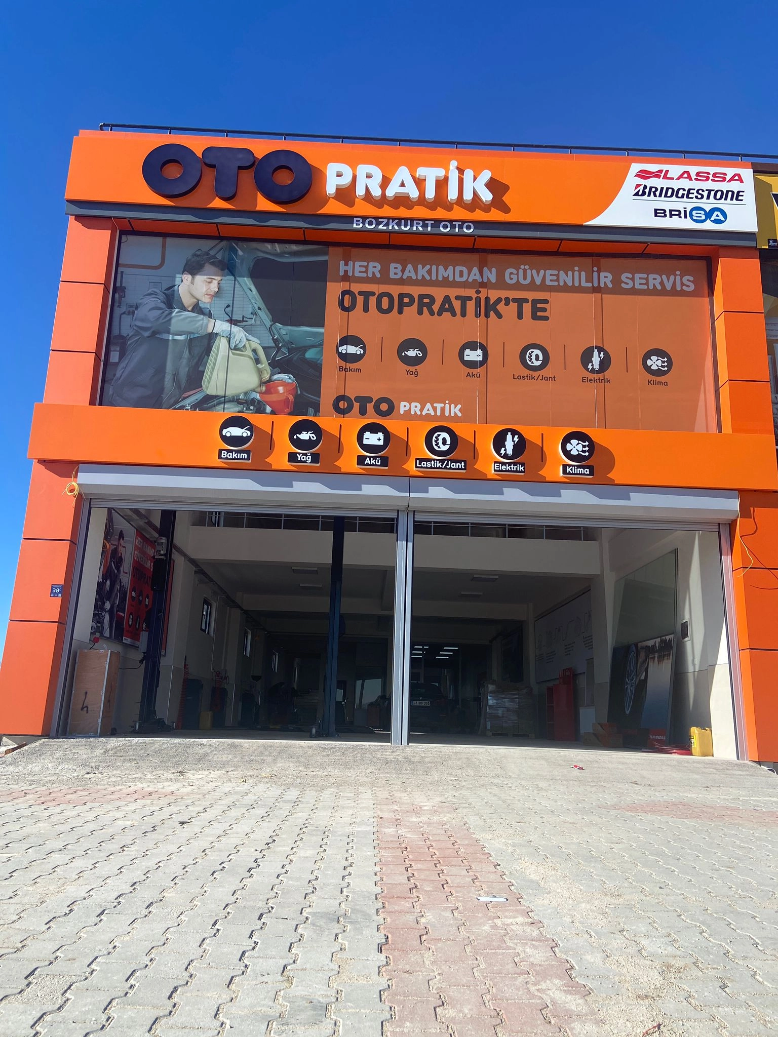 Otopratik Bozkurt logosu
