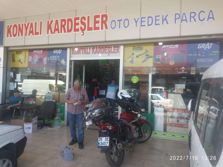 Konyalı Kardeşler Oto Yedek Parça Buca logosu